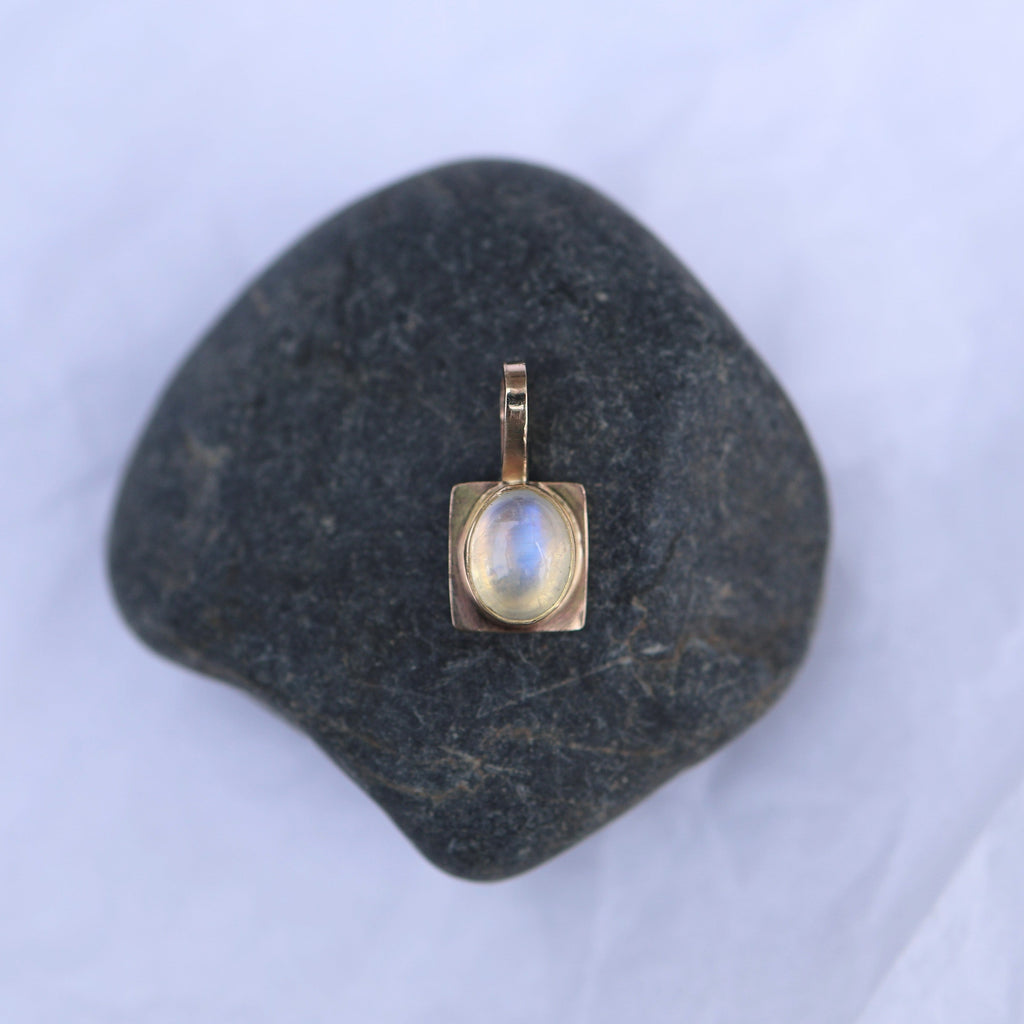 Oval Sugarcube Charm no. 1 - rainbow moonstone and 10k gold