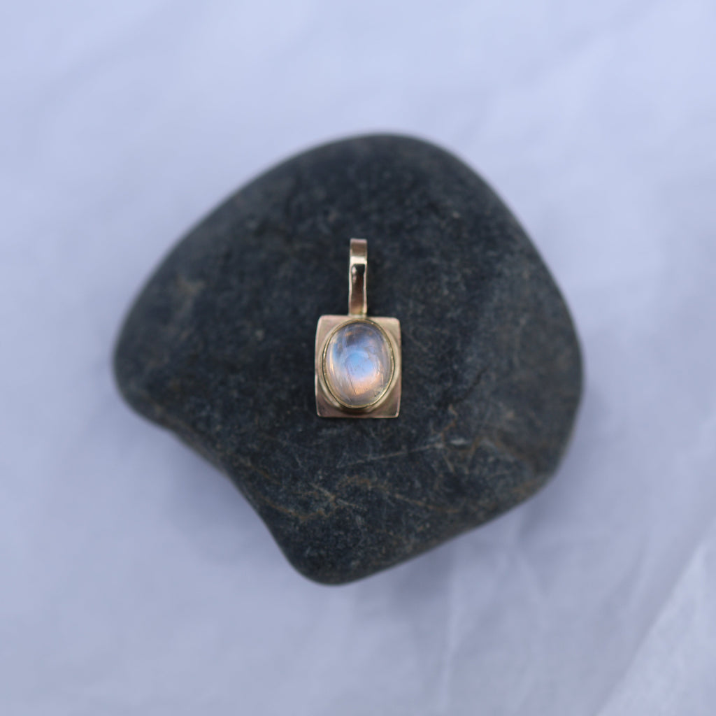 Oval Sugarcube Charm no. 2 - rainbow moonstone and 10k gold